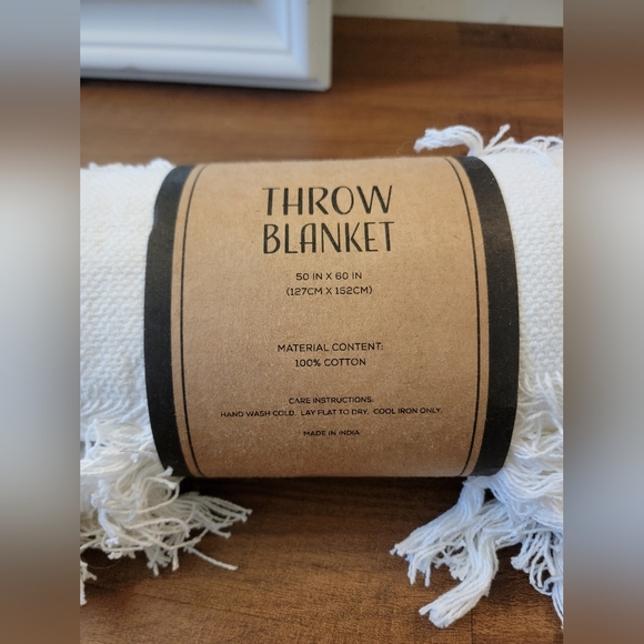 Throw Blanket 100% Cotton - Picture 5 of 5